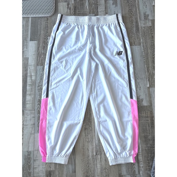 New Balance Pants - New Balance Relentless Woven Joggers Track Pants Athleisure White Streetwear New